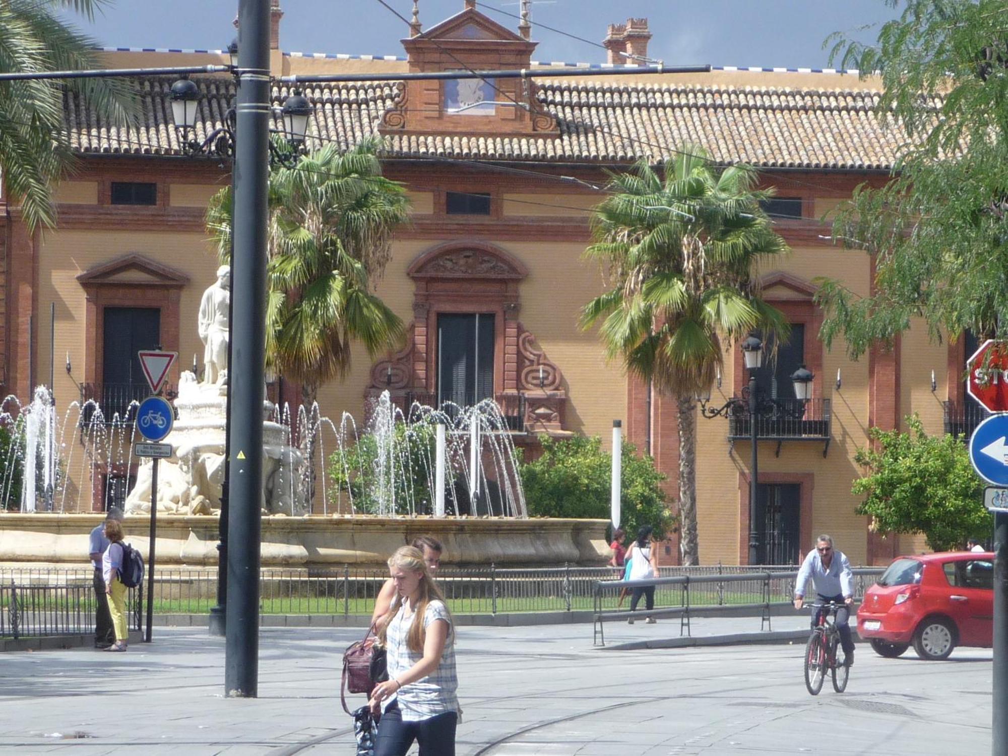 Amplio Plaza Nueva